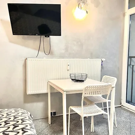 Apartel24pl Oldtown Ii Close To Metro شقة *