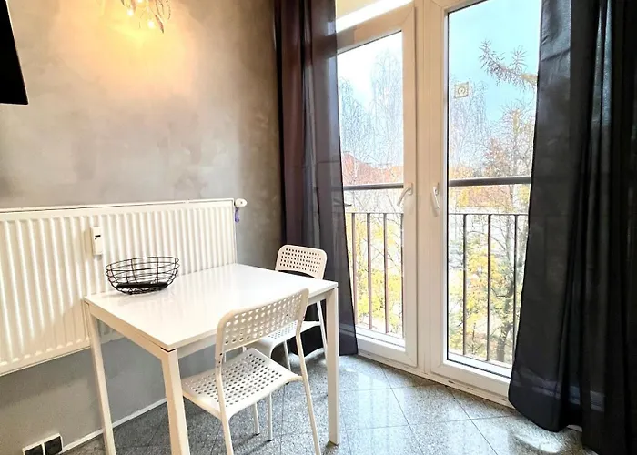 Apartel24pl Oldtown Ii Close To Metro شقة