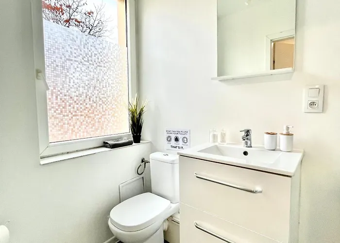 Apartel24pl Oldtown Ii Close To Metro Appartamento